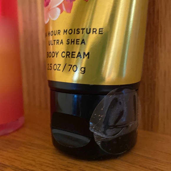 Bath & Body Works Bahamas Passion fruit banana flower fragrance mist body cream - Picture 5 of 11